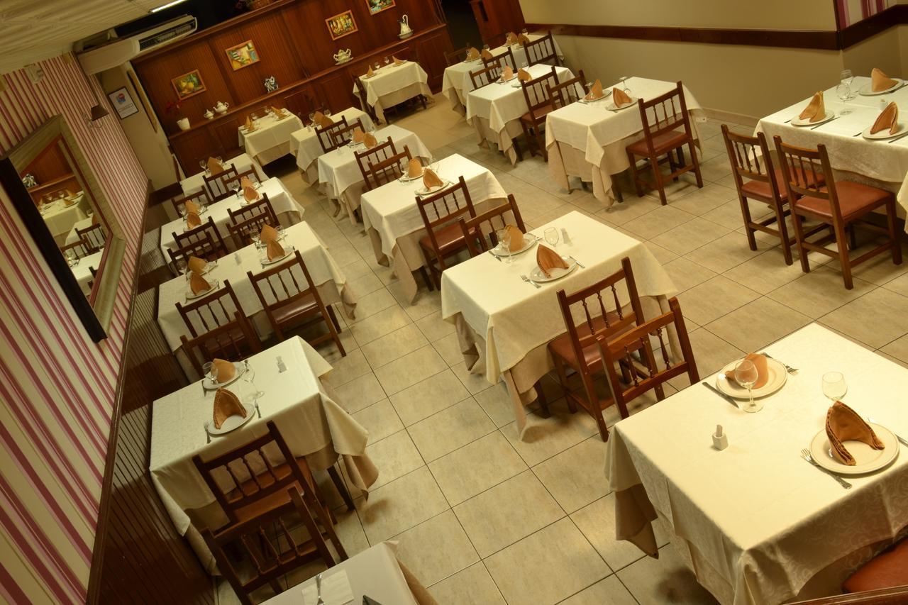 Hostal-Restaurante Paris 포카레이 외부 사진